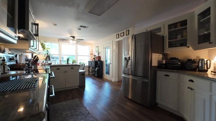 Interior: kitchen